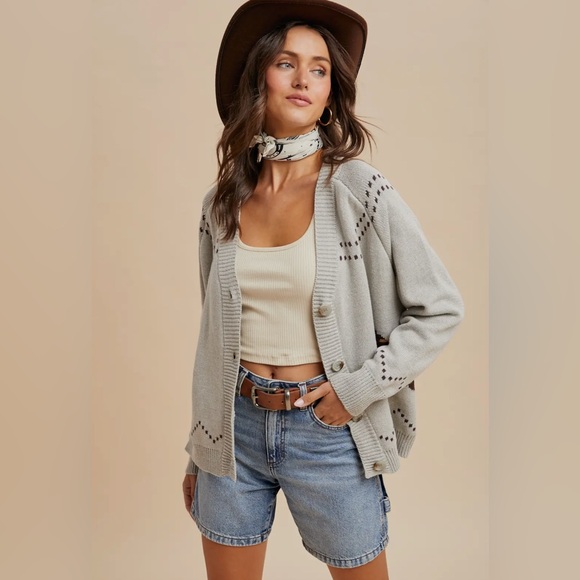 Light Gray Horse Intarsia Sweater Cardigan - Picture 5 of 7